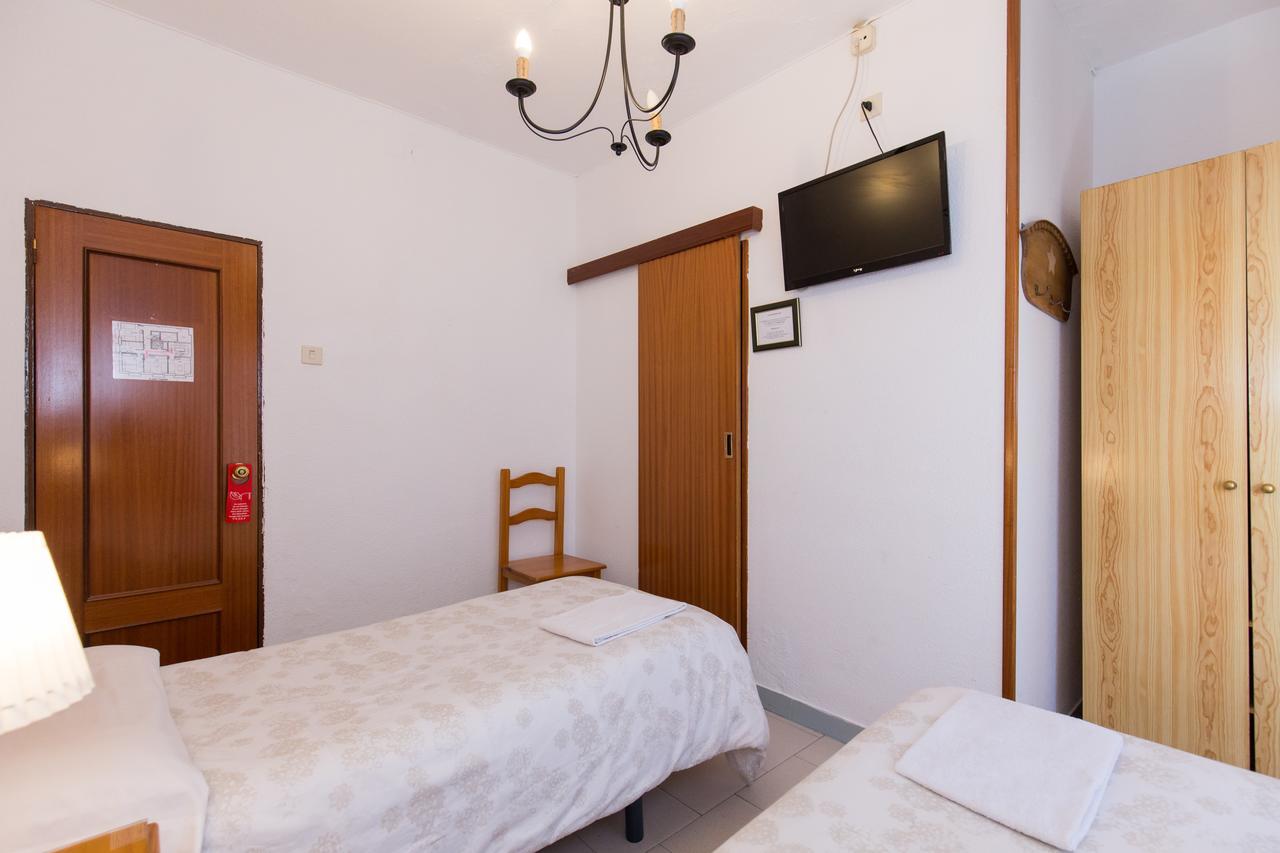 Pension Mesones Granada Exterior foto